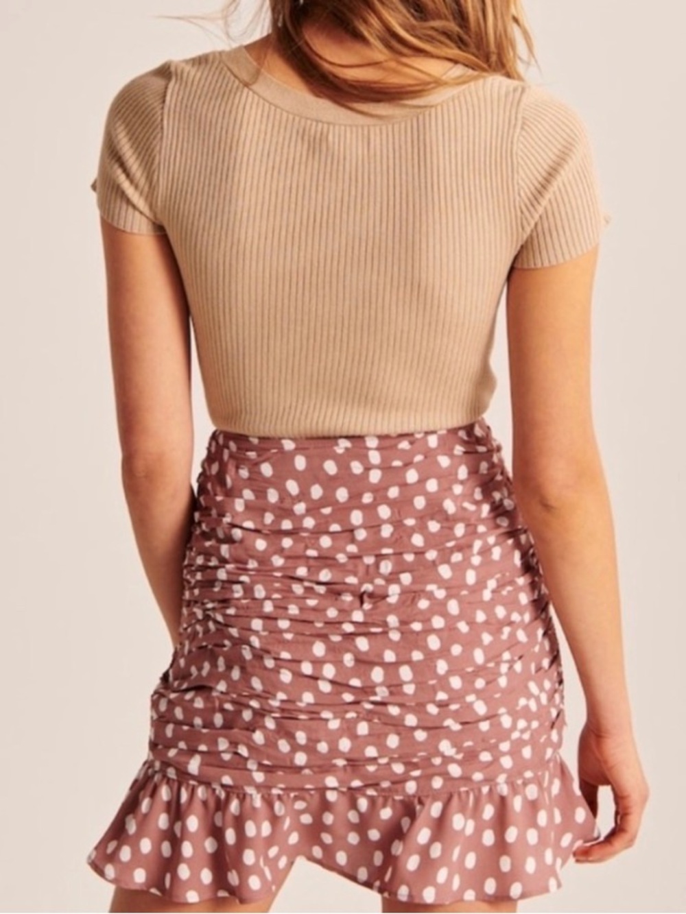 Abercrombie & Fitch Polka Dot Ruffle Mini Skirt. Size XS - Picture 2 of 8